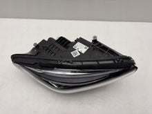 Laden Sie das Bild in den Galerie-Viewer, Frontscheinwerfer Mercedes-Benz W247 A2479068405 Rechts Scheinwerfer Headlight SCH2441299614vd
