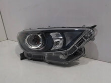 Laden Sie das Bild in den Galerie-Viewer, Frontscheinwerfer Toyota IV Yaris FALSE Scheinwerfer Headlight SCH7414532492jx