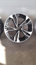 Laden Sie das Bild in den Galerie-Viewer, 1x Alufelge 20 Zoll 5x112 8W0601025EQ Audi A4 Rim Wheel FEL7850035241za