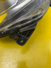 Load image into Gallery viewer, Frontscheinwerfer Fiat 500 0051978418 Xenon Rechts Scheinwerfer Headlight SCH9874545697vu