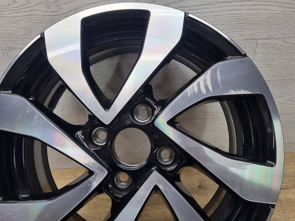 1x Alufelge 15 Zoll 5.5" 4x100 41ET Glanz Silber 1S0601025CE Mg Up Rim Wheel FEL3110646230mj