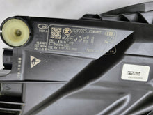 Load image into Gallery viewer, Frontscheinwerfer Audi Q3 83A941012 Full LED Rechts Scheinwerfer Headlight SCH9221643098ek