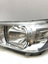 Laden Sie das Bild in den Galerie-Viewer, Frontscheinwerfer Toyota Hilux VIII Links Scheinwerfer Headlight SCH6728565980ms