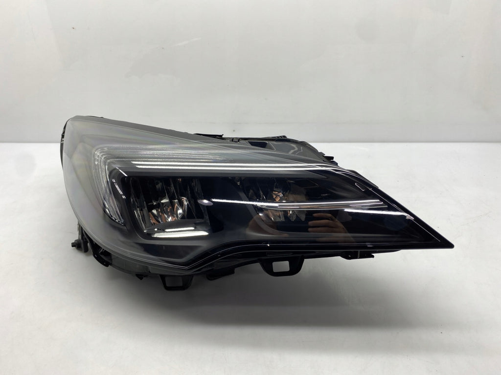 Frontscheinwerfer Opel Astra 39195689 LED Rechts Scheinwerfer Headlight SCH7841545124bg