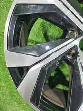 Load image into Gallery viewer, 1x Alufelge 20 Zoll 8.0" 5x114.3 403008811R Renault Rim Wheel FEL4114238983ih