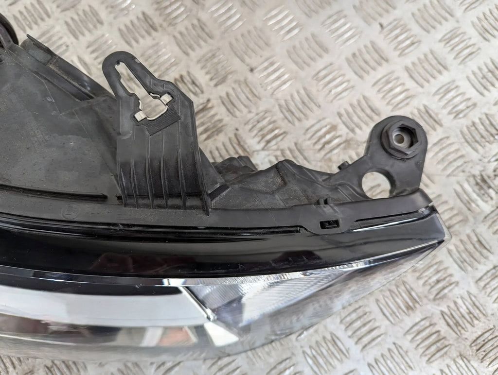Frontscheinwerfer Audi A1 82A941004 Rechts Scheinwerfer Headlight