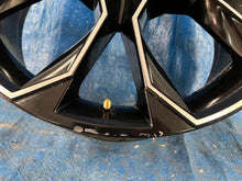 Laden Sie das Bild in den Galerie-Viewer, 1x Alufelge 19 Zoll 7.5&quot; 5x112 5E0601026AH Skoda Octavia Rim Wheel