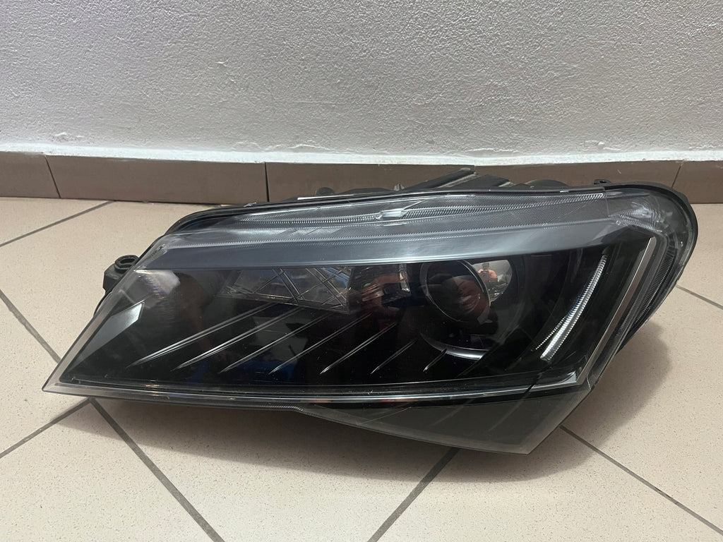 Frontscheinwerfer Skoda Superb III 3V1941015A Xenon Links Scheinwerfer Headlight
