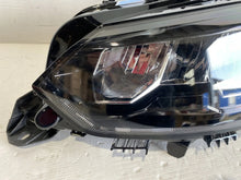 Laden Sie das Bild in den Galerie-Viewer, Frontscheinwerfer Peugeot 2008 II 208 ARO18589 LED Ein Stück (Rechts oder Links)