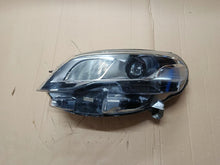 Laden Sie das Bild in den Galerie-Viewer, Frontscheinwerfer Peugeot Expert Traveller 9808573580 Links Headlight SCH2435256008es