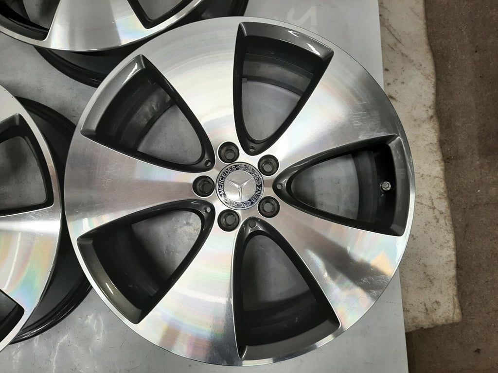 1x Alufelge 19 Zoll 8.0" 5x112 43ET A2134011700 Mercedes-Benz W213 Rim Wheel FEL4408633542xx