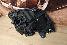 Laden Sie das Bild in den Galerie-Viewer, Frontscheinwerfer Mercedes-Benz W205 A2059063703 LED Links Headlight SCH4119313805ni