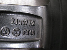 Laden Sie das Bild in den Galerie-Viewer, 1x Alufelge 17 Zoll 7.0&quot; 5x100 46ET Glanz Schwarz 5JJ601025A Skoda Fabia