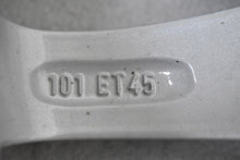 Load image into Gallery viewer, 1x Alufelge 16 Zoll 6.5" 5x114.3 45ET Glanz Silber 42611YY500 Mg Corolla FEL5633592687bn