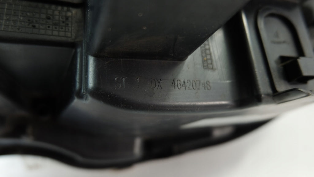 Frontscheinwerfer Citroën C4 II Rechts Scheinwerfer Headlight SCH9605402003kh