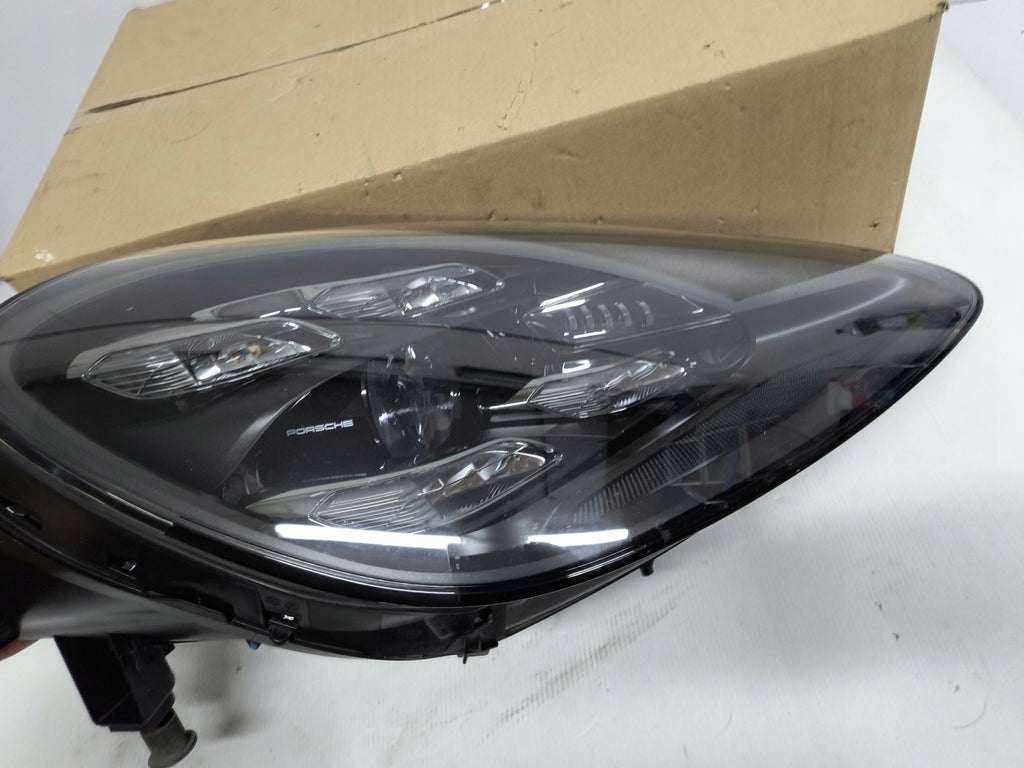 Frontscheinwerfer Porsche Cayenne 9Y0941036F LED Rechts Scheinwerfer Headlight SCH9828361774gw