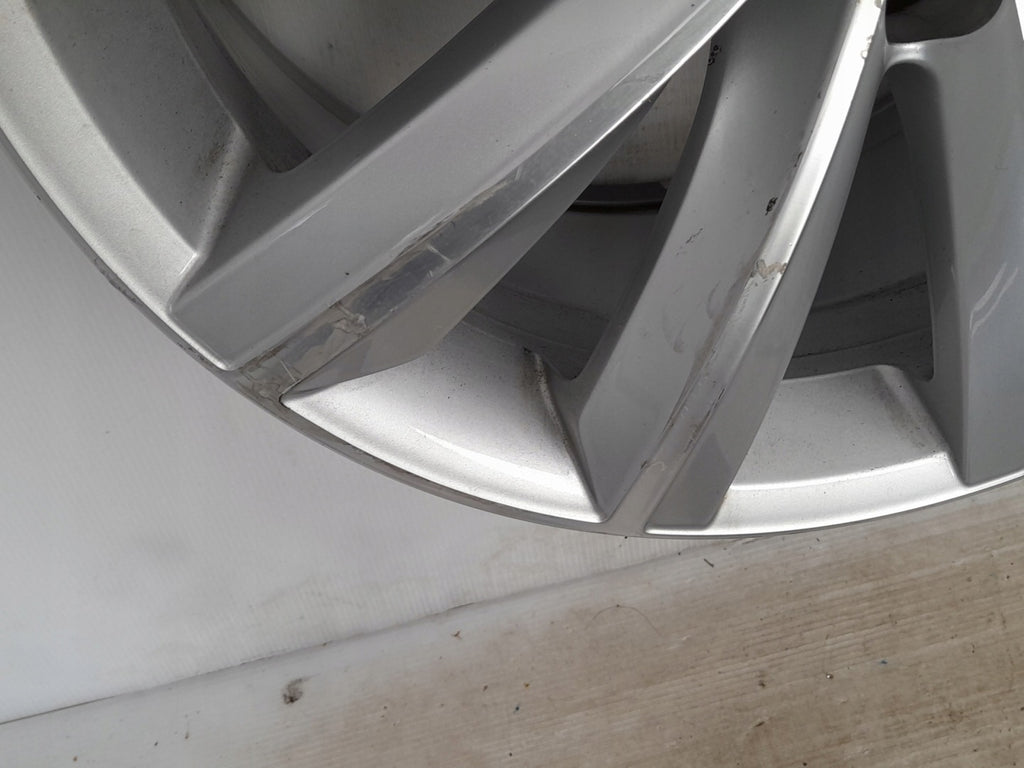 1x Alufelge 17 Zoll 7.5" 5x112 47ET Glanz Silber 3AA601025F VW I Rim Wheel FEL3101279725jj