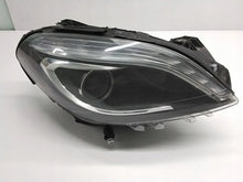 Laden Sie das Bild in den Galerie-Viewer, Frontscheinwerfer Mercedes-Benz A2468207261 Rechts Scheinwerfer Headlight SCH5125091094jd