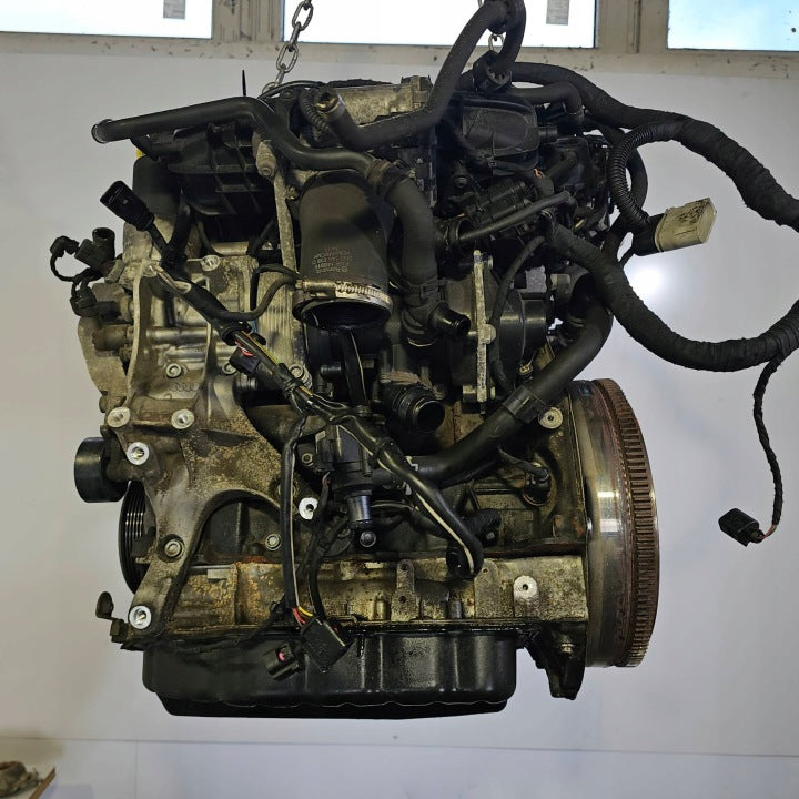 Motor Audi Q3 CULB CULC CUL 2.0 TFSI 179PS 120TKm 2017 Benzin Engine Komplett MOT9697049231eo