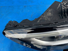 Laden Sie das Bild in den Galerie-Viewer, Frontscheinwerfer Audi A3 8V0941033 Links Scheinwerfer Headlight SCH2484646272ld