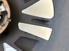 Laden Sie das Bild in den Galerie-Viewer, 1x Alufelge 17 Zoll 7.0&quot; 4x100 403006755 Renault Clio Iv Rim Wheel