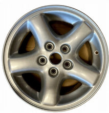 Laden Sie das Bild in den Galerie-Viewer, 1x Alufelge 15 Zoll 7.0&quot; 5x114.3 5GC85 Jeep Rim Wheel