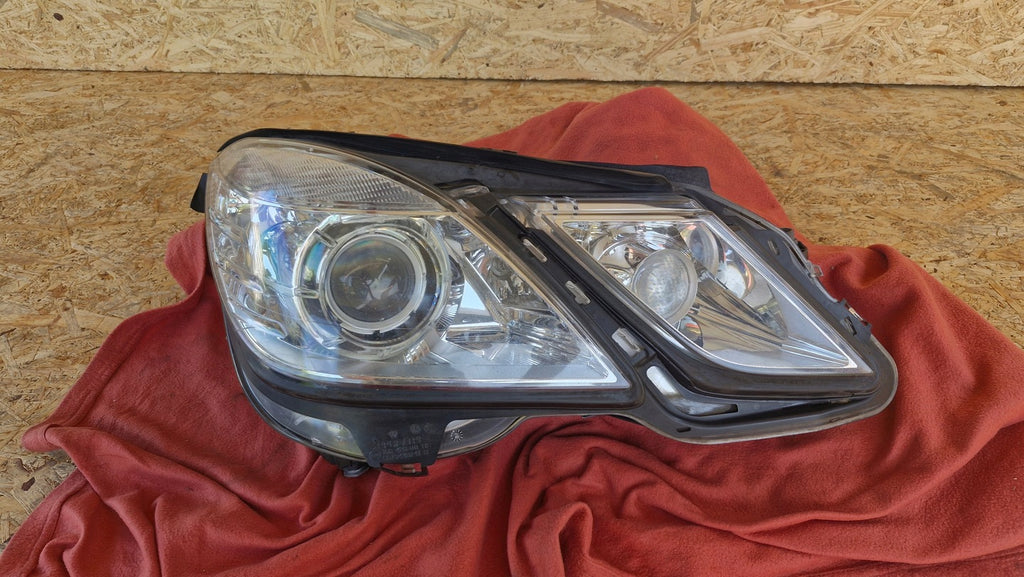 Frontscheinwerfer Mercedes-Benz W212 A2128205861 Xenon Rechts Headlight SCH7846848735fw