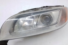 Laden Sie das Bild in den Galerie-Viewer, Frontscheinwerfer Volvo S80 II Xc70 V70 31214351 Links Scheinwerfer Headlight
