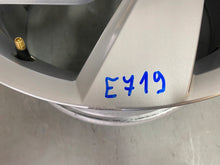 Laden Sie das Bild in den Galerie-Viewer, 1x Alufelge 17 Zoll 7.5&quot; 5x112 51ET 5H0601025E VW Golf Viii Rim Wheel