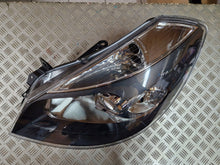 Laden Sie das Bild in den Galerie-Viewer, Frontscheinwerfer Renault Clio III 7701070491 Links Scheinwerfer Headlight