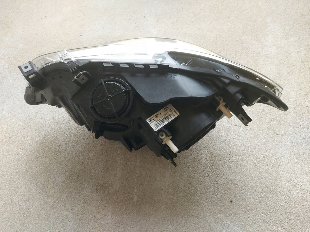 Frontscheinwerfer BMW F22 F23 7304462 Rechts Scheinwerfer Headlight SCH7660845338xa