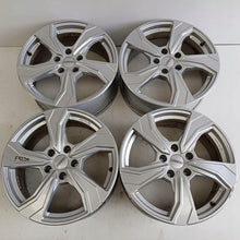 Laden Sie das Bild in den Galerie-Viewer, 4x Alufelge 17 Zoll 7.5" 5x112 46ET Glanz Silber Audi I Rim Wheel FEL6718494606ac