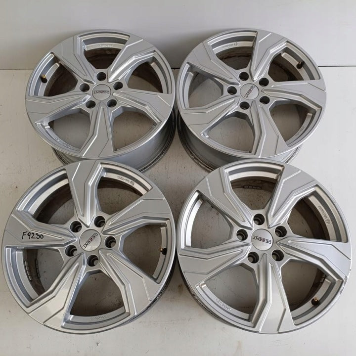 4x Alufelge 17 Zoll 7.5" 5x112 46ET Glanz Silber Audi I Rim Wheel FEL6718494606ac