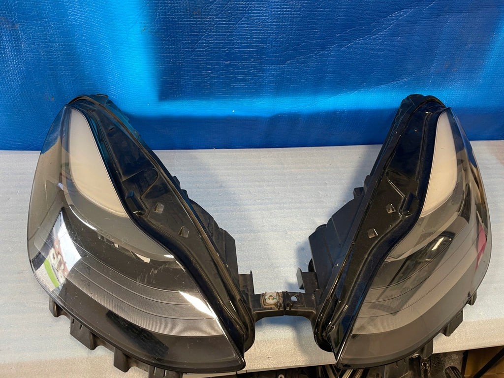 Frontscheinwerfer Tesla Model 3 1514952-00-C Laser Ein Stück (Rechts oder Links) SCH7604087732ya