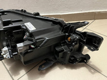 Laden Sie das Bild in den Galerie-Viewer, Frontscheinwerfer Toyota Hilux 1EJ-923368 Full LED Rechts Scheinwerfer Headlight SCH8827184901oy