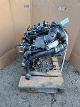 Laden Sie das Bild in den Galerie-Viewer, Motor Seat Skoda VW CAY 1.6 TDI 129TKm 2010 Diesel Engine Komplett