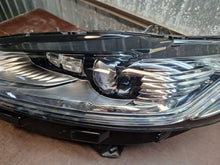 Laden Sie das Bild in den Galerie-Viewer, Frontscheinwerfer Ford Mondeo ES73-13D155-CG Links Scheinwerfer Headlight