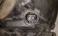 Laden Sie das Bild in den Galerie-Viewer, Frontscheinwerfer Toyota Avensis 8596724011 99922680008 Rechts Headlight SCH6036731962il
