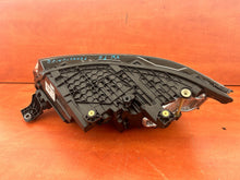 Load image into Gallery viewer, Frontscheinwerfer VW Caravelle 7T1941082 LED Rechts Scheinwerfer Headlight SCH6476804852gw