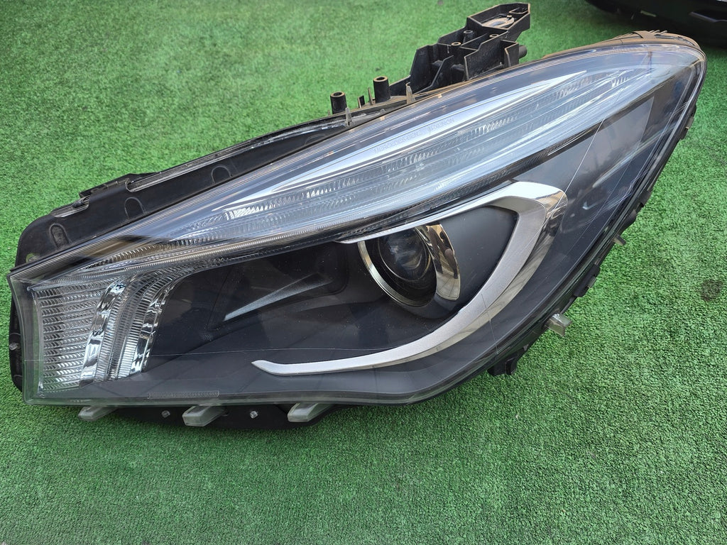 Frontscheinwerfer Mercedes-Benz Cla A1179065100 Xenon Links Headlight SCH8703660180oh