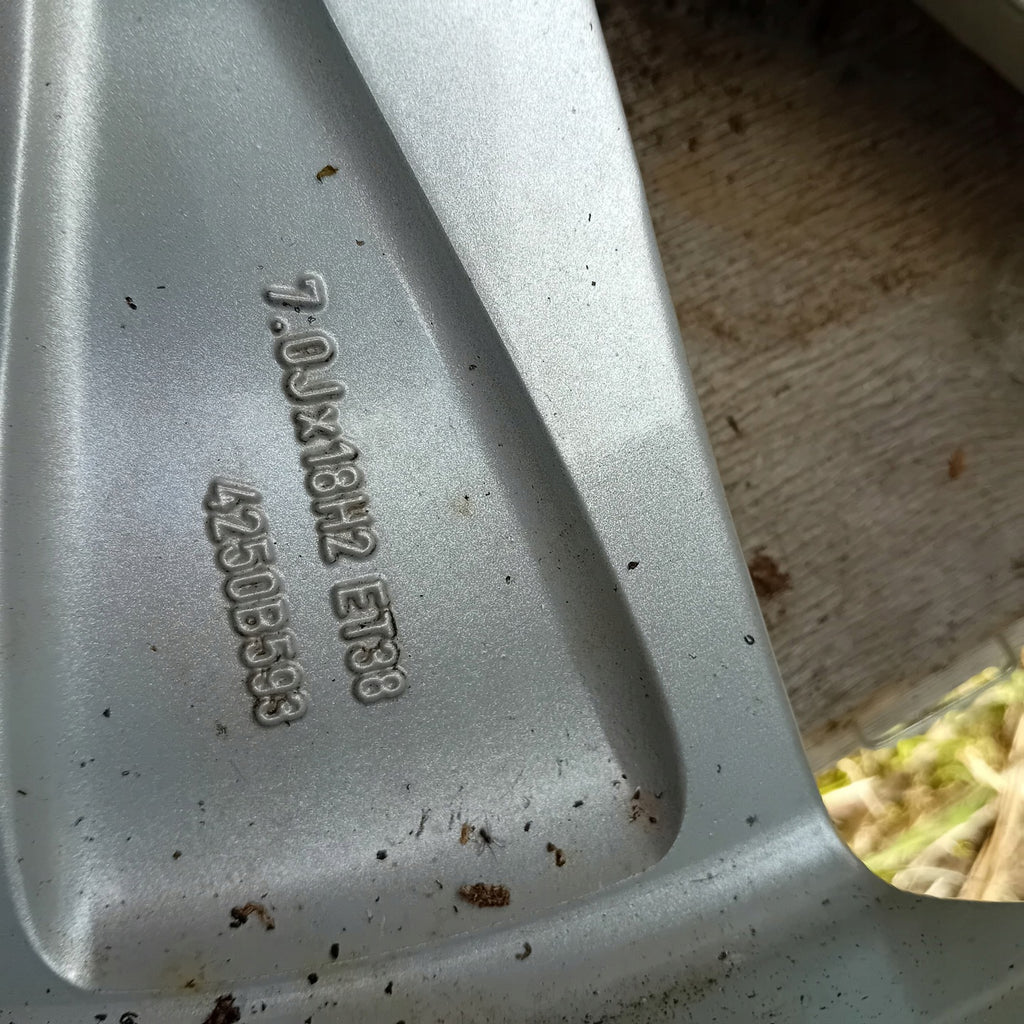 1x Alufelge 18 Zoll 7.0" 5x114.3 38ET Mitsubishi Outlander Rim Wheel