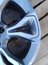 Laden Sie das Bild in den Galerie-Viewer, 1x Alufelge 18 Zoll 7.0" 4x108 H1BJ-1007-E1A Ford Fiesta I Rim Wheel FEL4244637546es