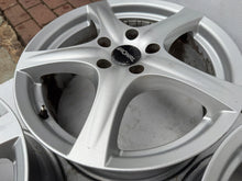 Load image into Gallery viewer, 4x Alufelge 17 Zoll 7.0" 5x114.3 49ET Glanz Silber 42R7705 Hyundai I Rim Wheel FEL4031769148pm