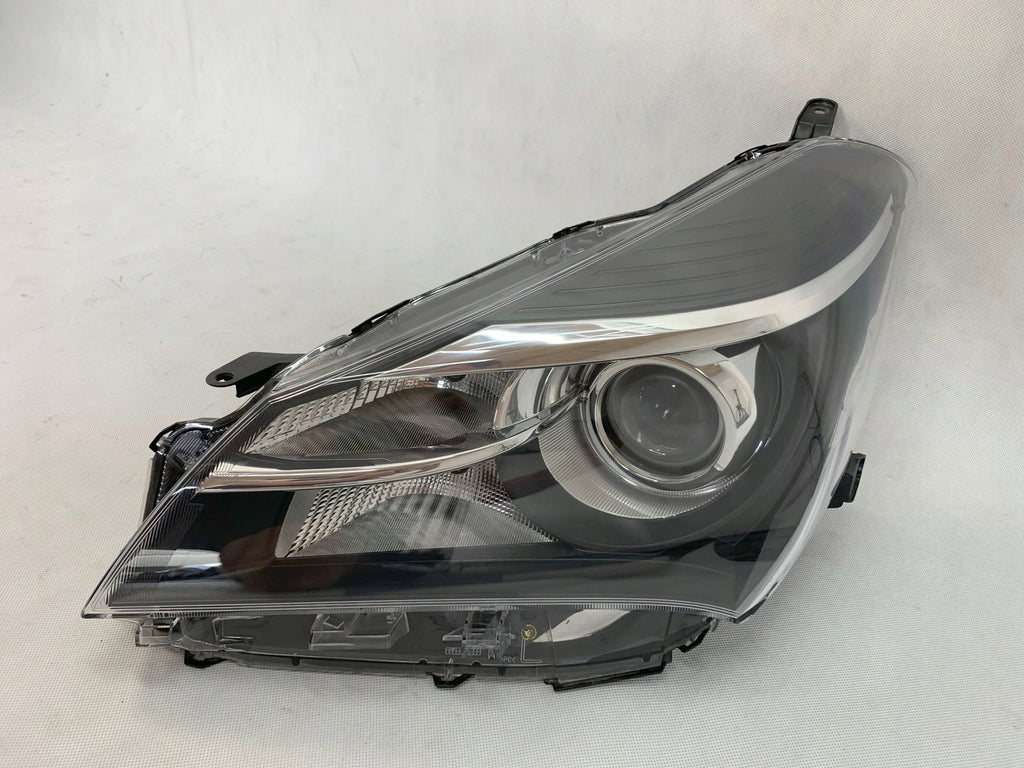 Frontscheinwerfer Toyota Yaris Links Scheinwerfer Headlight SCH8013405149qx