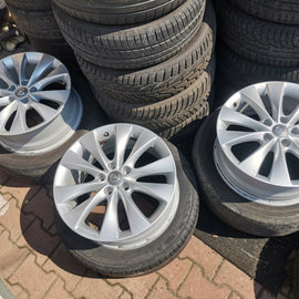 1x Alufelge 18 Zoll 7.5