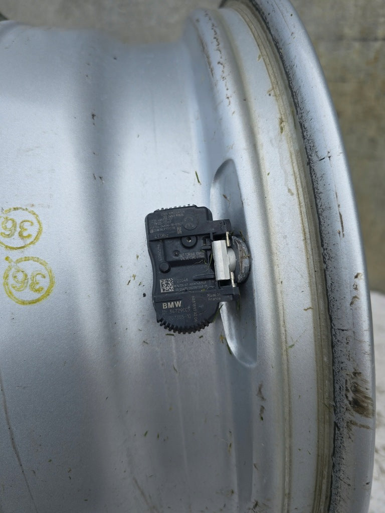 1x Alufelge 17 Zoll 6.5" 5x112 6856076 BMW X1 Rim Wheel FEL4746056651om