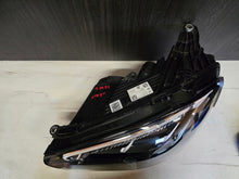 Laden Sie das Bild in den Galerie-Viewer, Frontscheinwerfer Mercedes-Benz W213 A2139067709 LED Links Headlight SCH3438100111vc