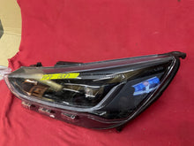 Laden Sie das Bild in den Galerie-Viewer, Frontscheinwerfer Ford Focus 00220632 Links Scheinwerfer Headlight SCH2648138888we