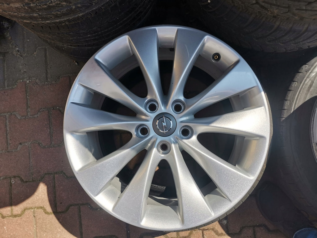 1x Alufelge 18 Zoll 7.5" 5x115 41ET Opel Astra Gtc J Rim Wheel FEL2992402203xj