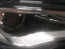 Laden Sie das Bild in den Galerie-Viewer, Frontscheinwerfer Audi A3 8V0941006 LED Rechts Scheinwerfer Headlight